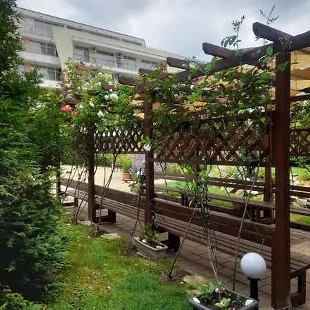 Lovely 3 New Furnished Kamelia Sunny