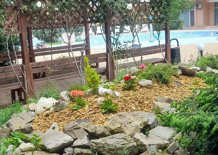 Appartamento Lovely 3 New Furnished Kamelia Sunny