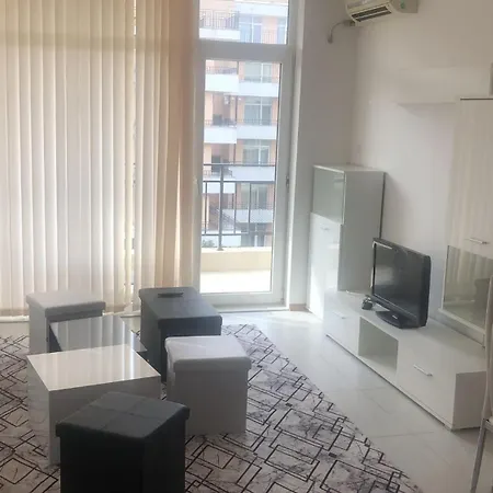 דירה Lovely 3 New Furnished Kamelia Sunny סאני ביץ'