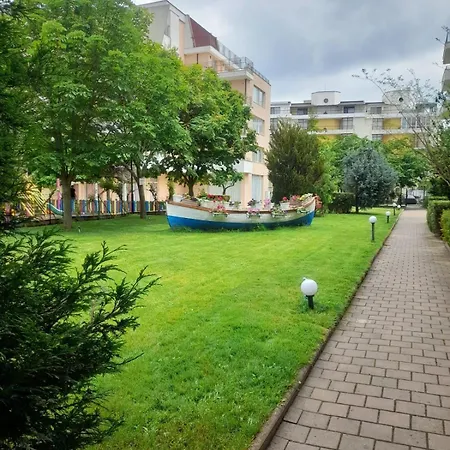 Lovely 3 New Furnished Kamelia Sunny