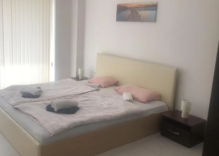 Apartament Lovely 3 New Furnished Kamelia Sunny