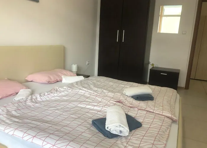 Apartment Lovely 3 New Furnished Kamelia Sunny *